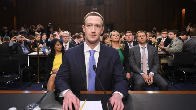 imagen Mark Zuckerberg pidió perdón por la filtración de datos