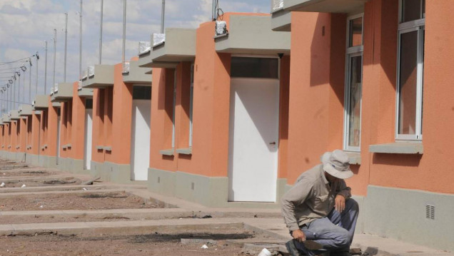 imagen Prevén 70 mil viviendas en ejecución para el 2017 en Argentina