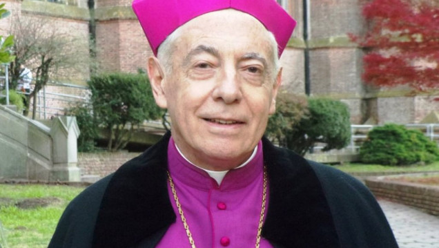 imagen Monseñor Aguer: "El subsidio está bien porque las limosnas son miserables"