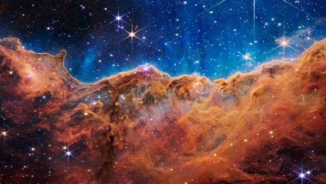 imagen Telescopio James Webb: "Las imágenes servirán para poner a prueba, una vez más, las ideas de Einstein" 