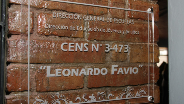 imagen Homenaje: Una escuela recibió el nombre de Leonardo Favio