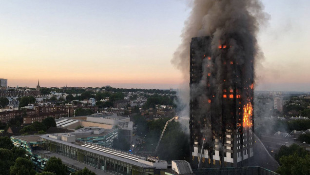 imagen El incendio en una torre de Londres comenzó por una heladera defectuasa