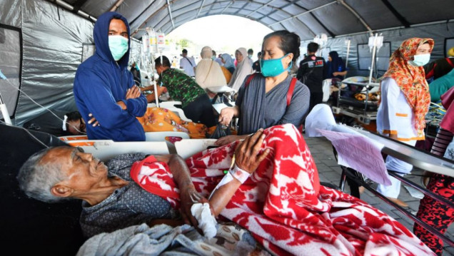 imagen Imágenes: un terremoto dejó casi un centenar de muertos en Indonesia