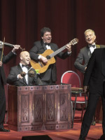 Tras 55 años de trayectoria, Les Luthiers anunció su despedida de los escenarios