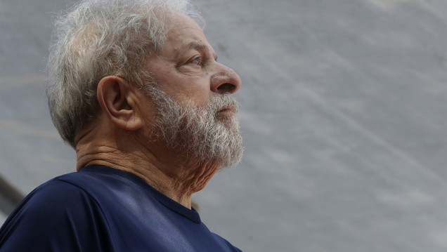 imagen Tras un forcejeo entre jueces, Lula deberá seguir en la cárcel