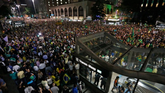 imagen  Manifestaciones contra Dilma Rousseff y Lula da Silva en las principales ciudades brasileñas