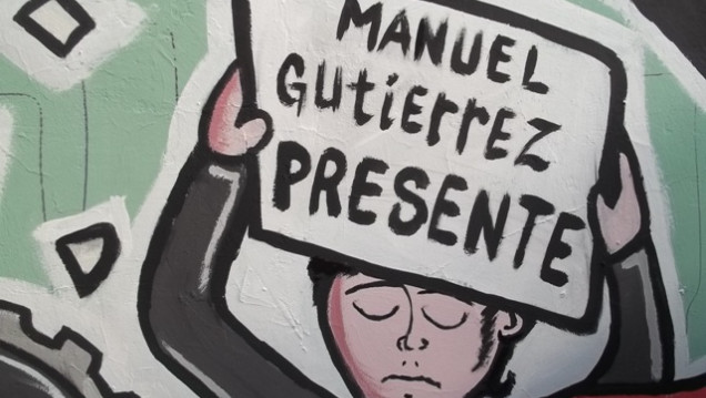 imagen Familiares de joven chileno asesinado por la policía presentan querella judicial