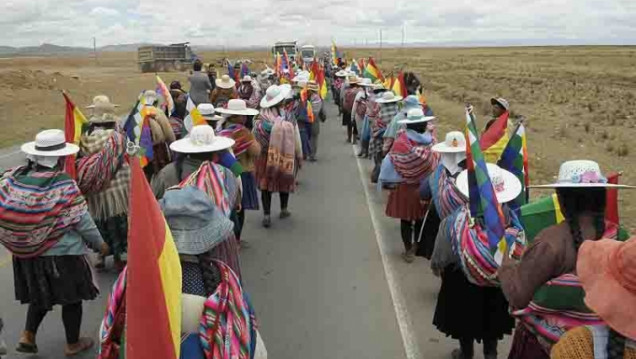 imagen Llega a La Paz una multitudinaria marcha en apoyo a Evo Morales