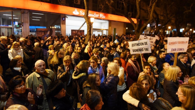 imagen Marchas en Mendoza y el resto del país por el desafuero de CFK