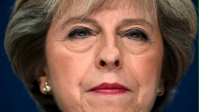 imagen La primera ministra británica opta por un Brexit duro