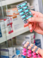 Nueva ley de antibióticos: los cambios que rigen para adquirirlos en farmacias