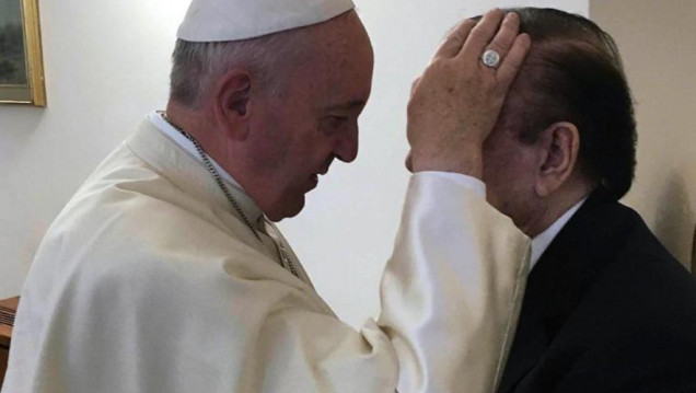 imagen Menem visitó al Papa y pidió "esperar" a Macri