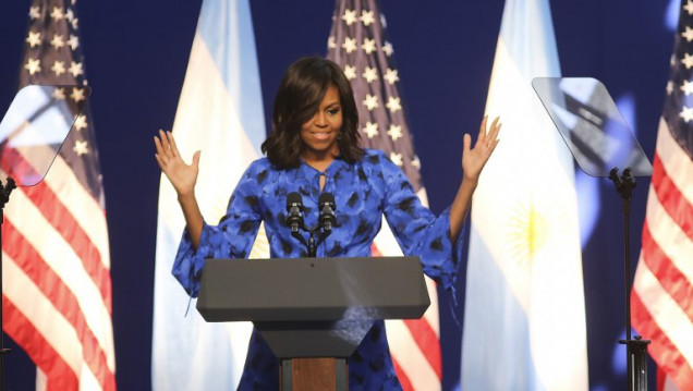 imagen Michelle Obama, entre el "Ni Una Menos" y elogios a Vidal