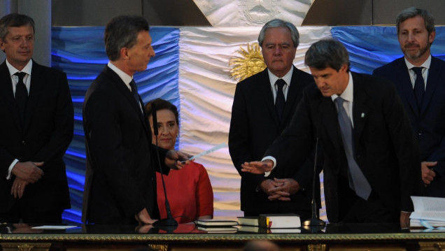 imagen Mauricio Macri tomó juramento a los funcionarios del nuevo gabinete