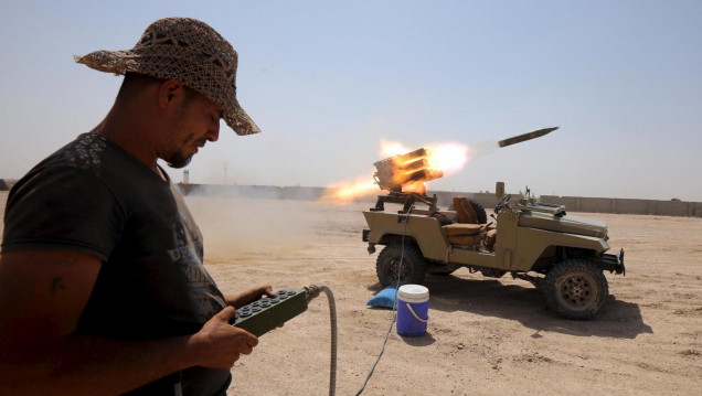 imagen Francia destruye depósitos de armas y campos de entrenamiento en Raqa
