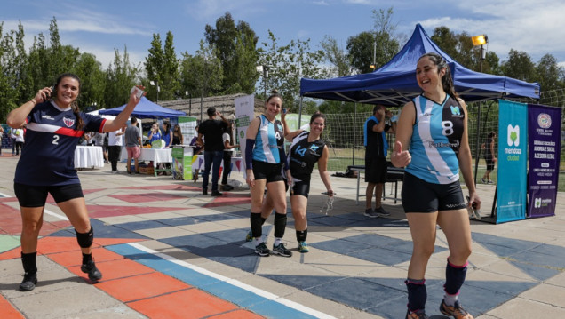 imagen Solo el 37% de los clubes argentinos brinda a las mujeres acceso a todos los deportes