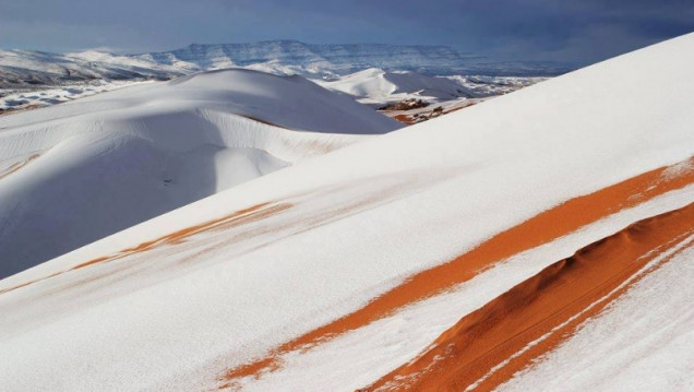 imagen Insólito: dunas de nieve en el desierto del Sahara