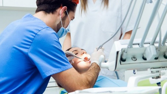 imagen Los dientes y prótesis en mal estado aumentan el riesgo de cáncer bucal