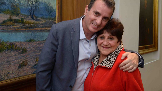 imagen Pérez celebró con María Domínguez la recuperación de su nieta
