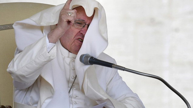 imagen El Papa viaja a Egipto como "mensajero de la paz"