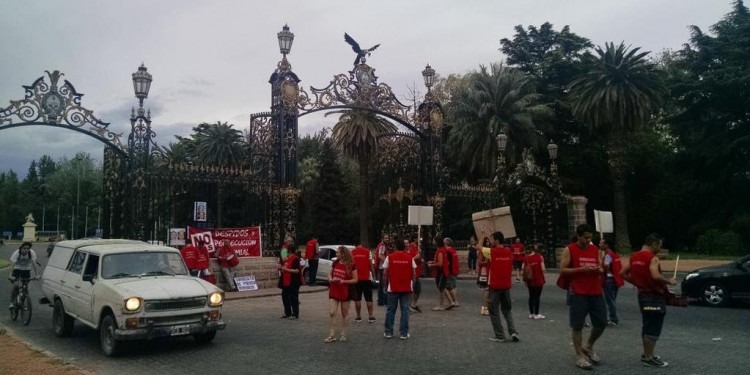 Periodistas de Diario Uno realizaron medidas ante el despido de trabajadores