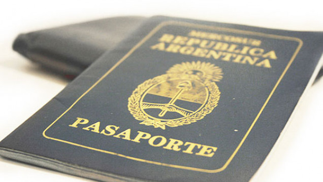 imagen Desde el 16 de marzo sólo se podrá salir del país con el  DNI, el Pasaporte o la Cédula de Identidad Mercosur