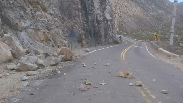imagen Alta montaña: cortan tránsito en la Ruta 7 por derrumbes