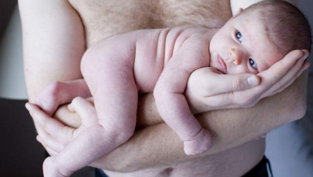 imagen El Senado avaló el dictamen para extender la licencia por maternidad y paternidad