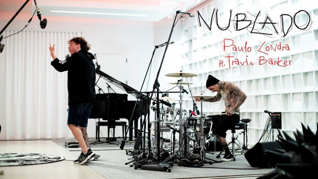 imagen Paulo Londra sorprende con una nueva versión de "Nublado" junto al baterista de Blink 182