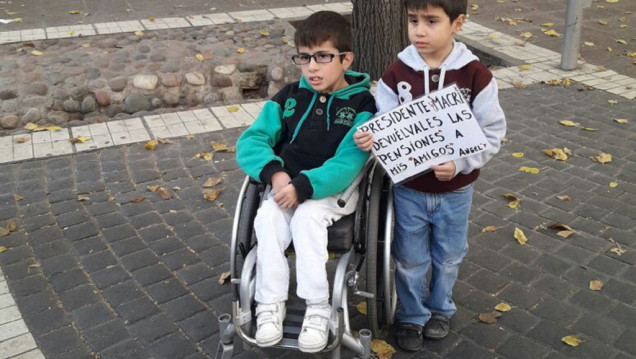 imagen Presentarán amparo colectivo contra la quita de pensiones por discapacidad