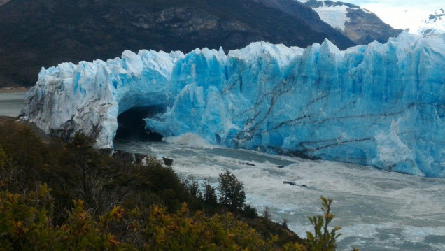 imagen El Glaciar Perito Moreno inició su ciclo de cierre y anticipa un espectáculo imperdible