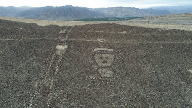 imagen Perú: restauran geoglifos más antiguos que las Líneas de Nazca