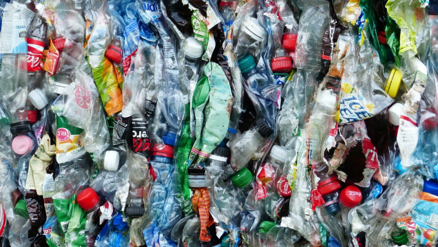 imagen El consumo de plásticos aumenta y el porcentaje de reciclaje sigue siendo bajo