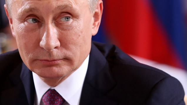 imagen Putin llama a los rusos a votar para sellar su reelección