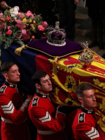 Con la presencia de decenas de autoridades mundiales, finalizó el funeral de la Reina Isabel II