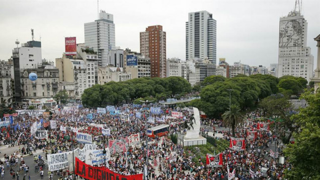 imagen Reforma previsional: marcha, incidentes y paro el viernes 