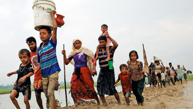imagen Ya son 370 000 los rohingyas que huyeron a Bangladesh en las últimas dos semanas