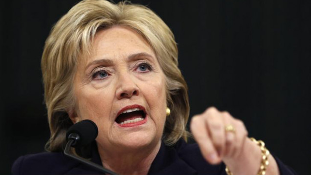 imagen Hillary Clinton rechaza las críticas republicanas por el atentado en Libia