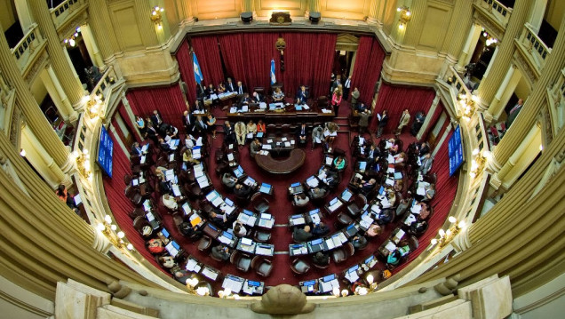 imagen Se calienta la disputa por las comisiones en el Senado