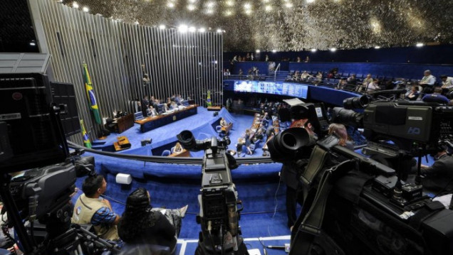 imagen El Senado brasileño reanuda el juicio contra Dilma