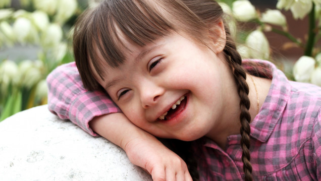 imagen Una prepaga deberá pagar la cuota del colegio de una nena con síndrome de Down