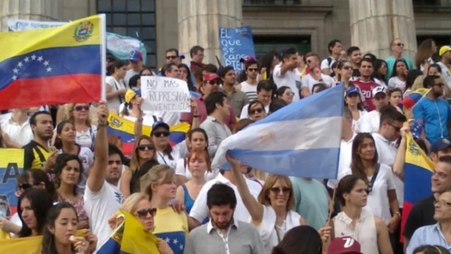 imagen En 5 años, la llegada de venezolanos a la Argentina creció 1600 %