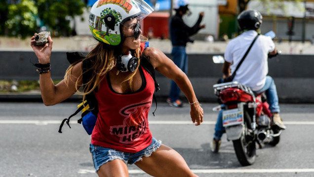 imagen Un saldo de 30 muertos dejó el primer mes de protestas en Venezuela
