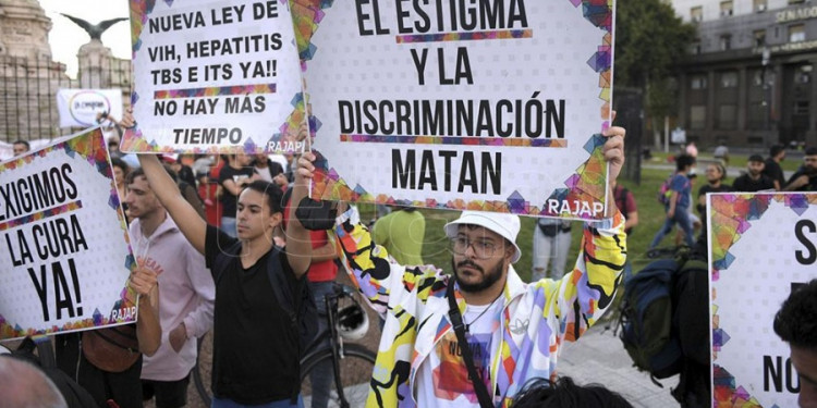 VIH en Mendoza: de 350 diagnósticos anuales, este 2020 se registraron 120