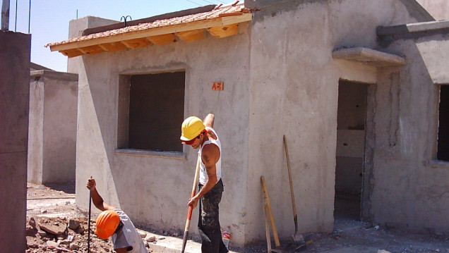 imagen Mendoza lanzó tres nuevas líneas de créditos para acceder a viviendas del IPV