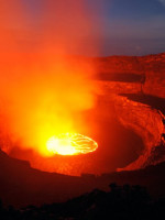 ¿Puede un volcán hacer erupción sin anuncio previo?