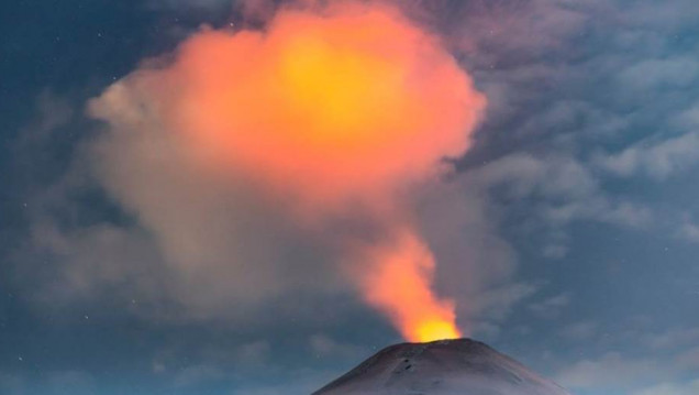 imagen Entró en actividad el volcán chileno Villarrica, ubicado cerca de Neuquén